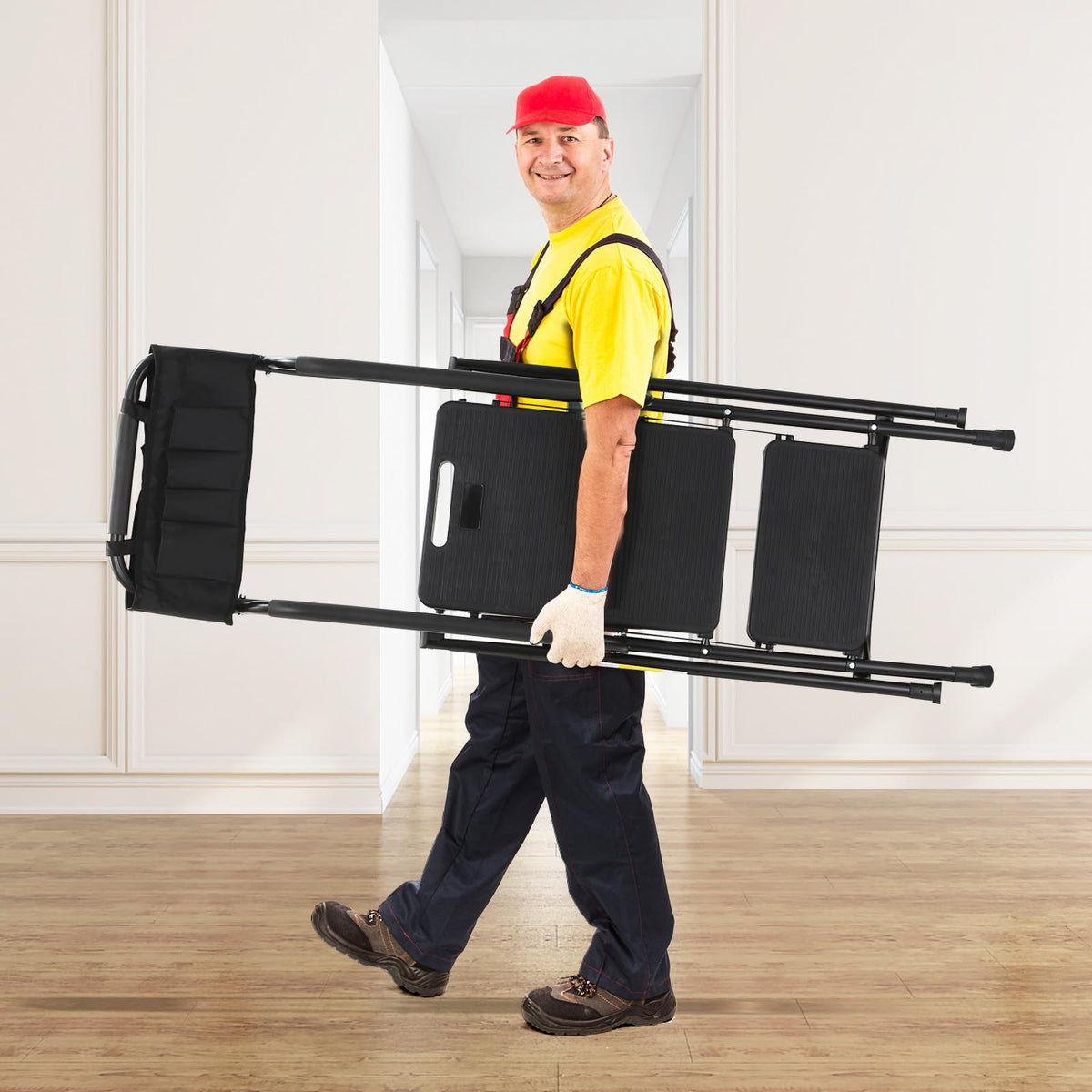 3-Step Ladder with Anti-Slip Platform, 330 lbs Capacity, Steel Frame Y94772